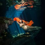 Underwater Photos Posing Tips for Stunning Shots